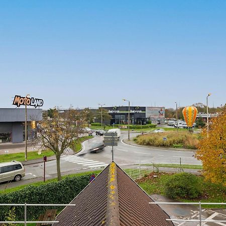 B&B Hotel Calais Centre St Pierre Εξωτερικό φωτογραφία