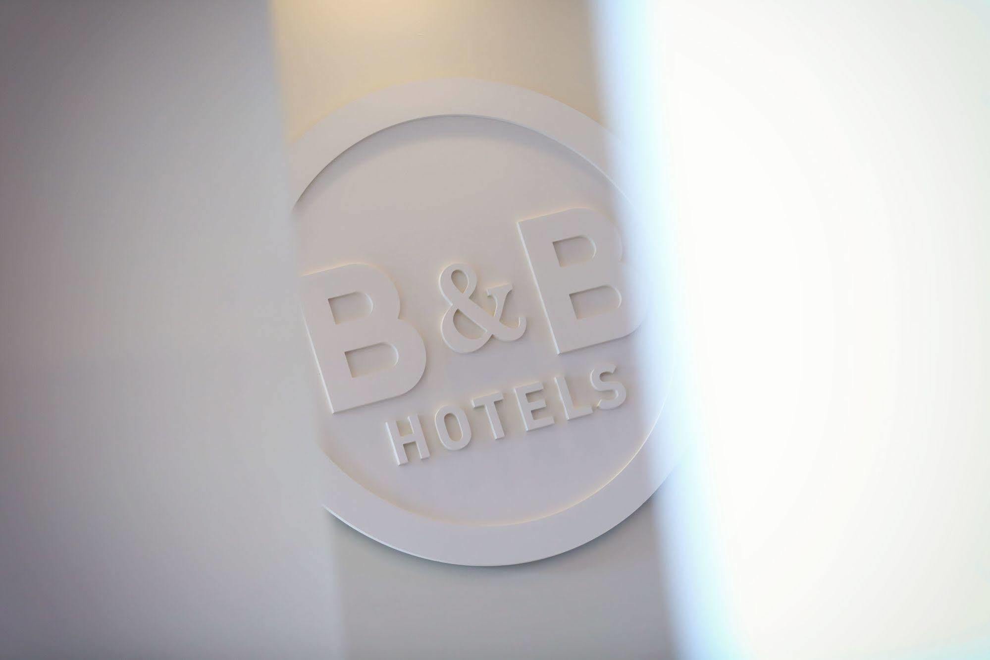 B&B Hotel Calais Centre St Pierre Εξωτερικό φωτογραφία